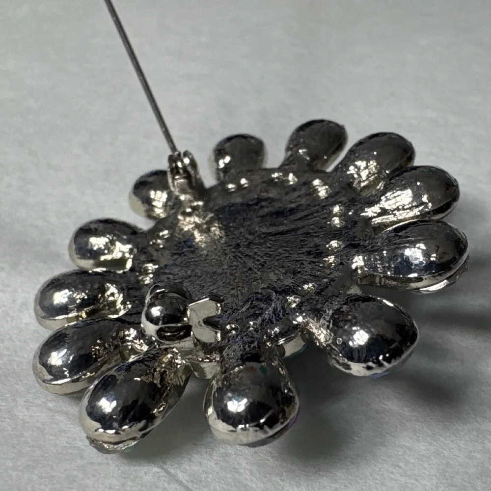 Floral Brooch Women OS Silver Teal‎ Excellent Iridescent Crystal Pin Unbranded